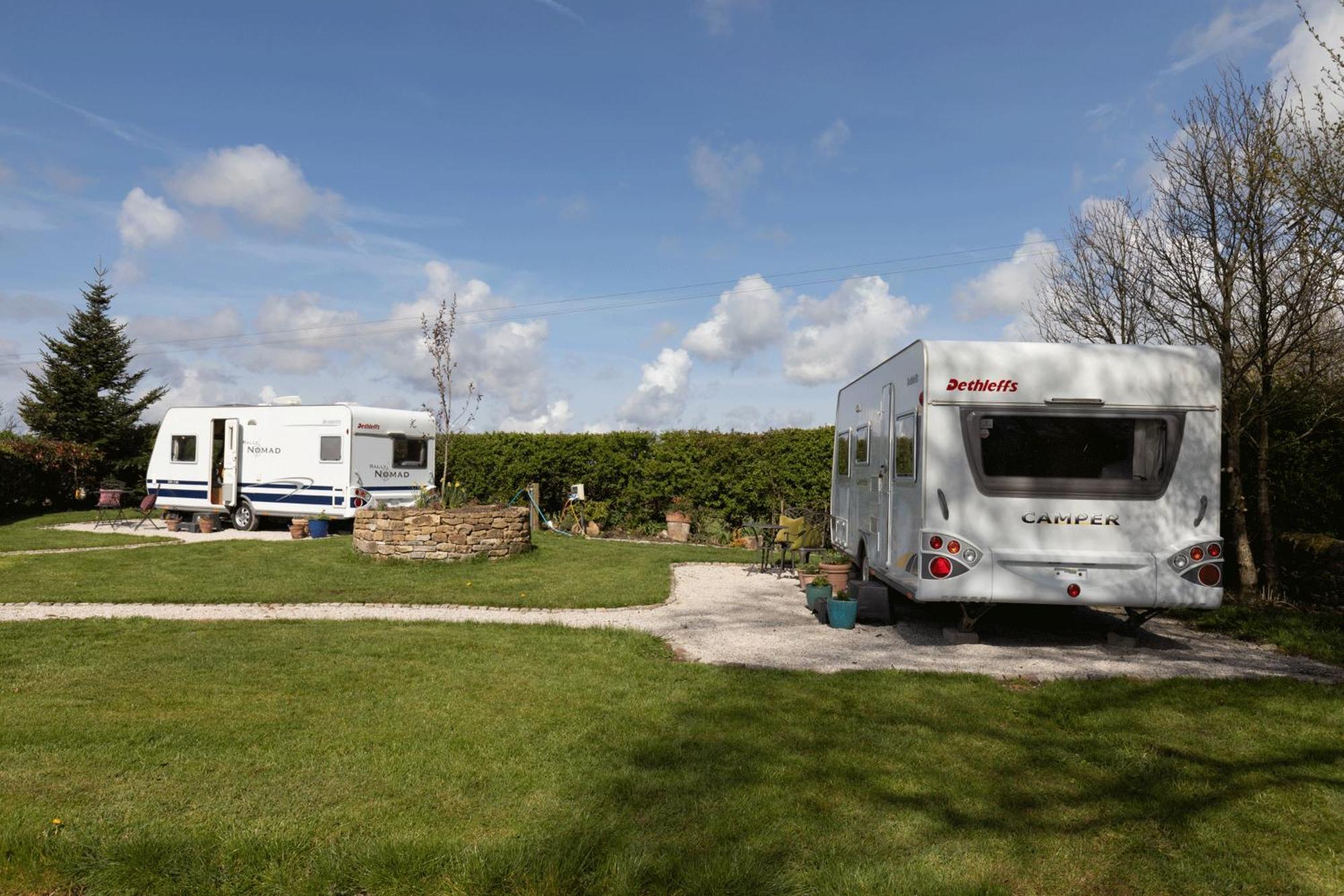 Cosy Caravan On Luxury Campsite Hulme End Exterior photo