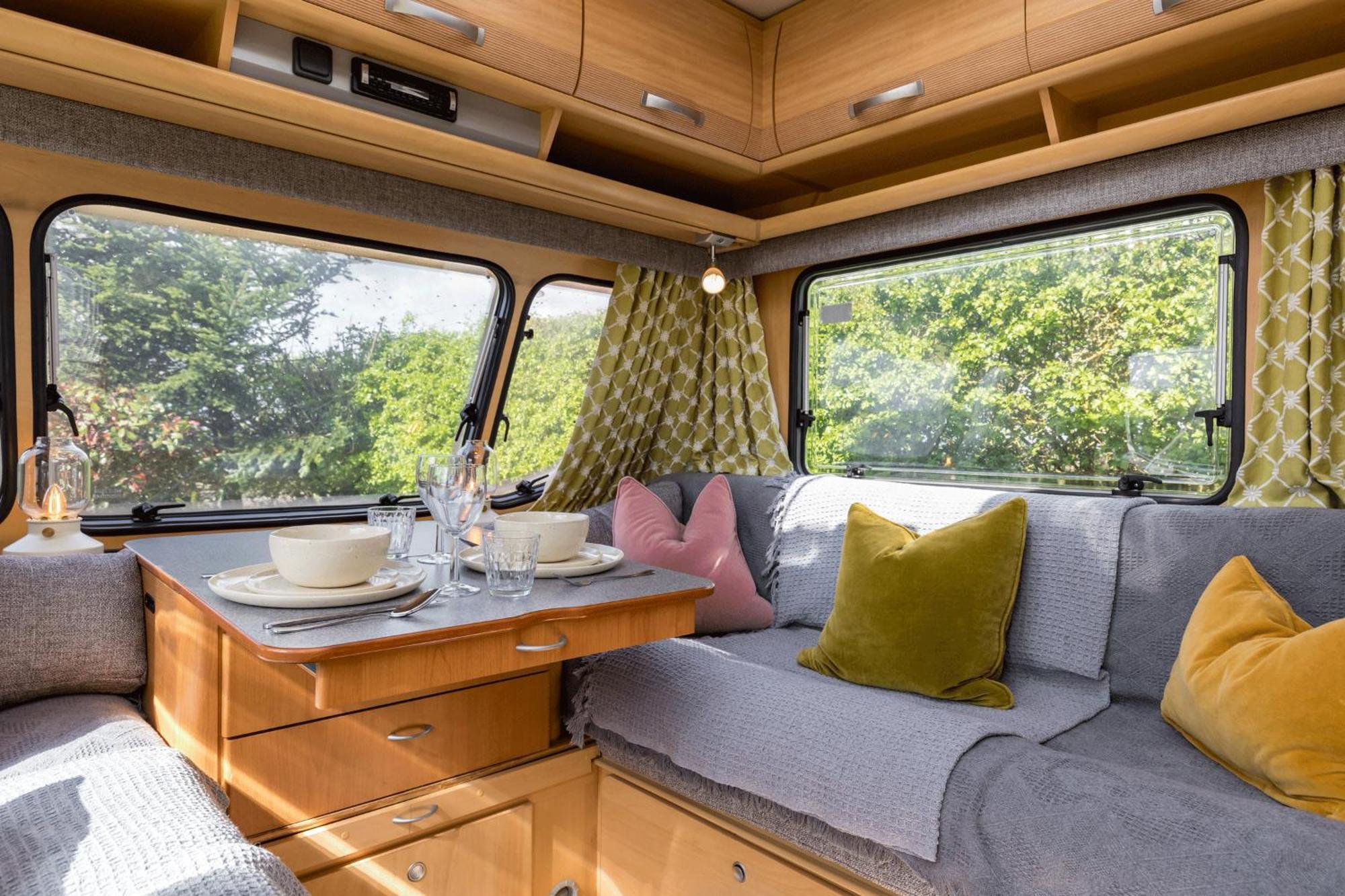 Cosy Caravan On Luxury Campsite Hulme End Exterior photo